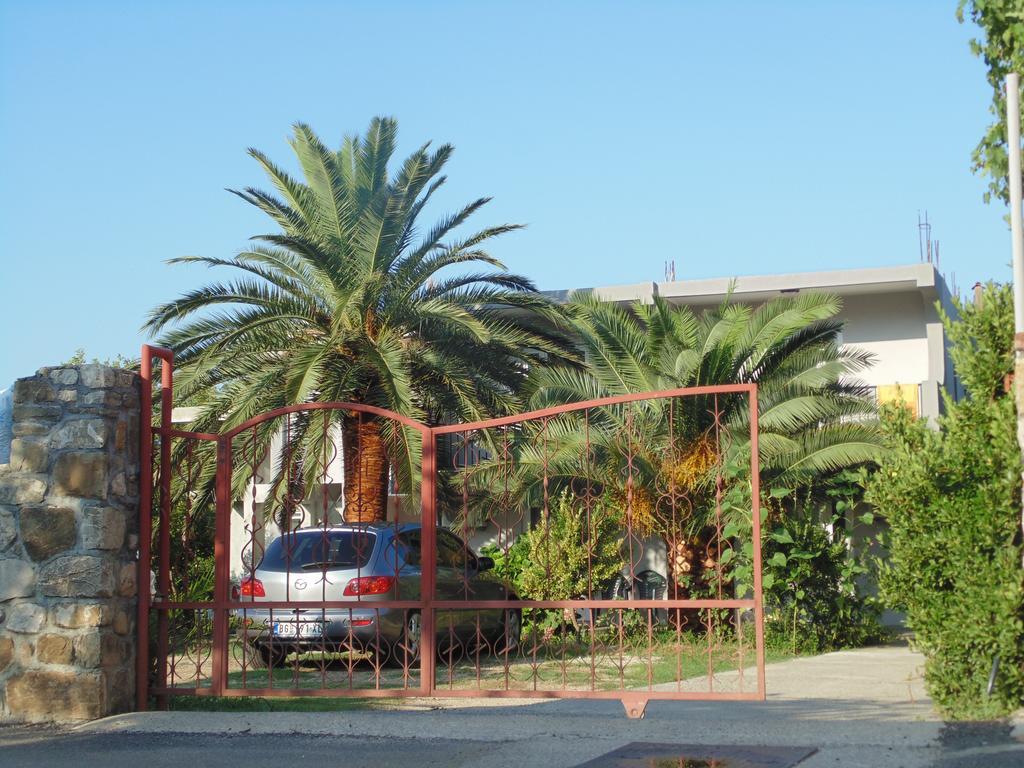 Apartments Macaso 巴尔 外观 照片