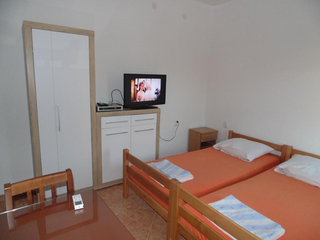 Apartments Macaso 巴尔 外观 照片