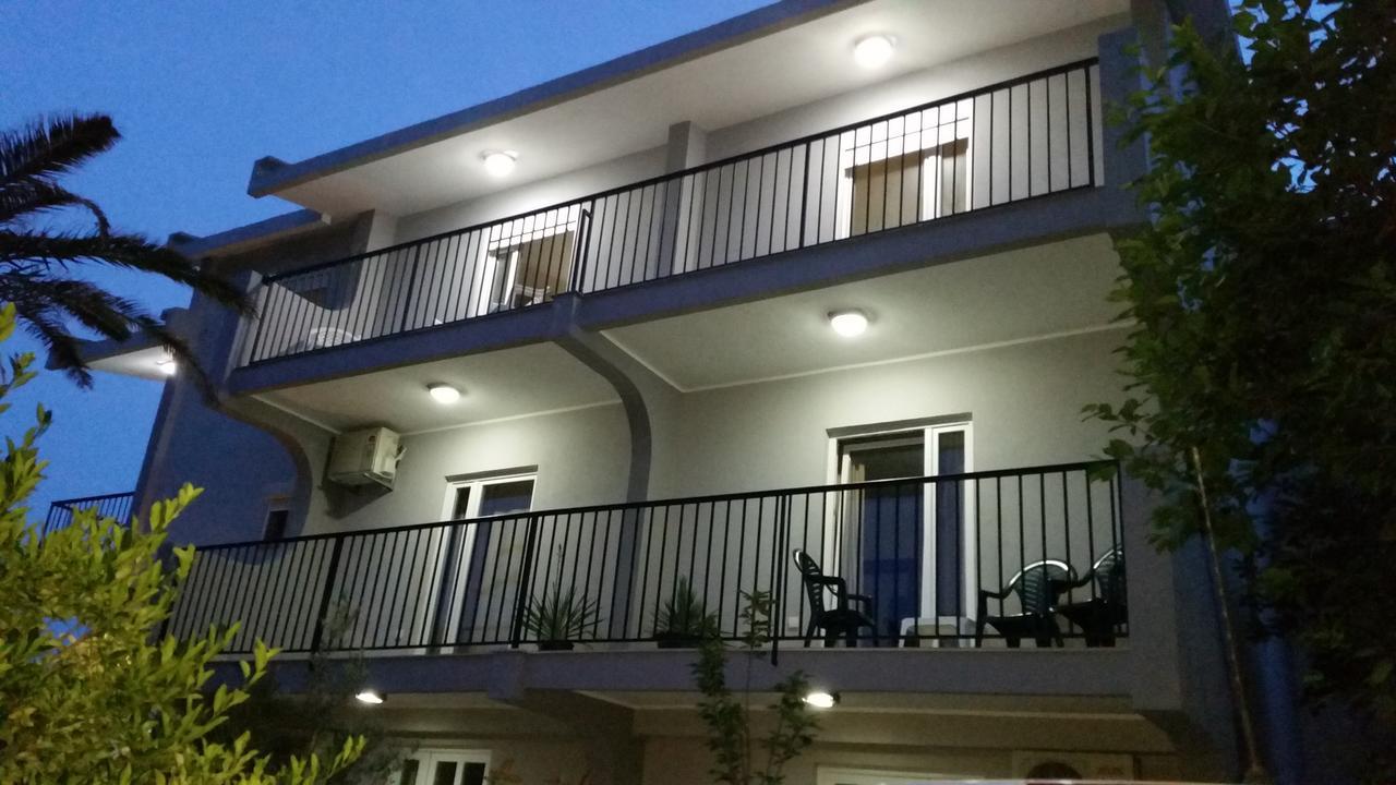 Apartments Macaso 巴尔 外观 照片